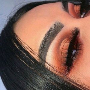 Meet your Posher, Yvette